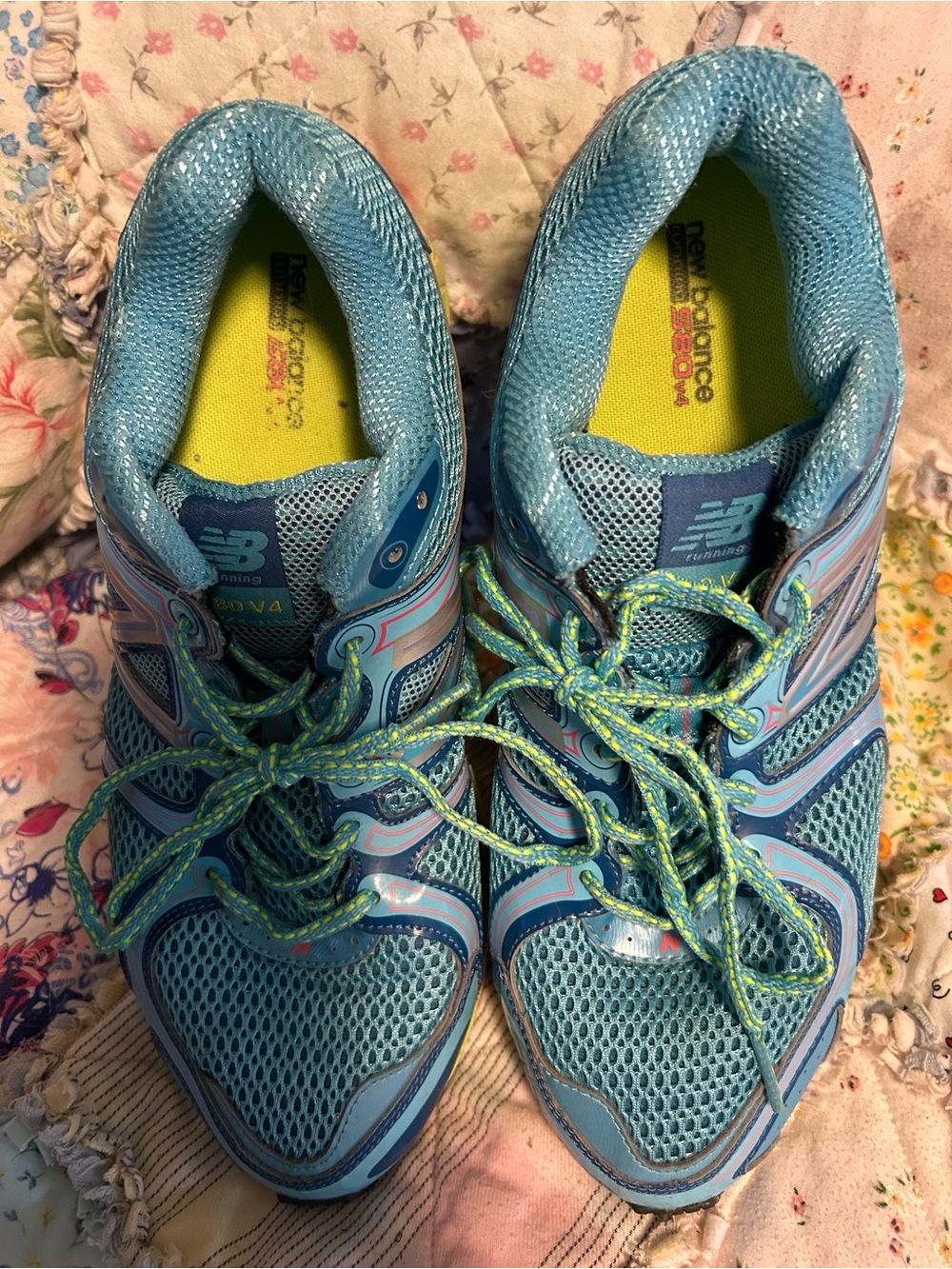 New Balance Womens Aqua Athletic Running Shoes W/Pink & Neon Green Accents,Sz 11